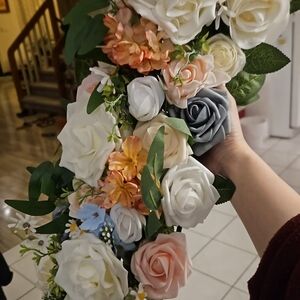 Artificial Rose Bouquet Garland - White, Peach & Blue -